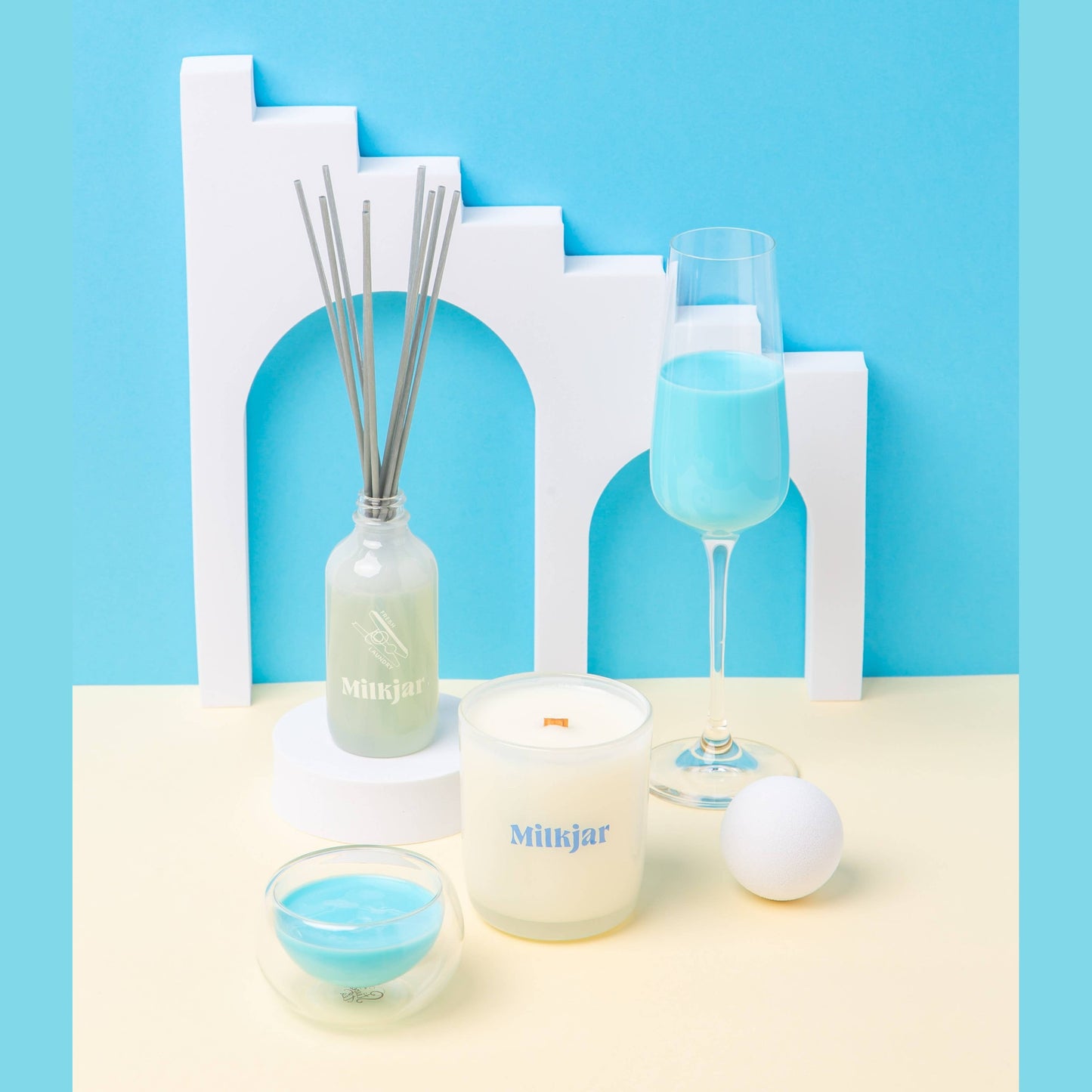 Milk Jar Candle Co Fresh Laundry - Rain, Cotton & Vanilla Coco Soy 8oz Candle